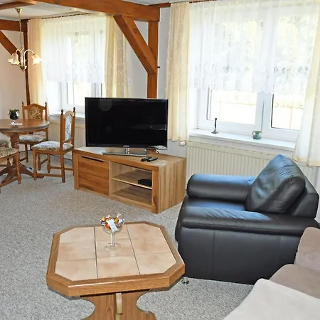 Schoene Mit Terrasse Ralswiek