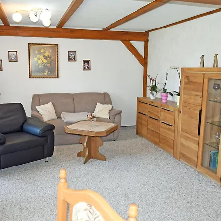 Schoene Mit Terrasse Apartmán